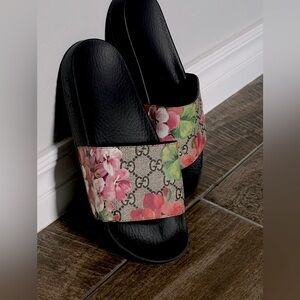 Gucci Slides